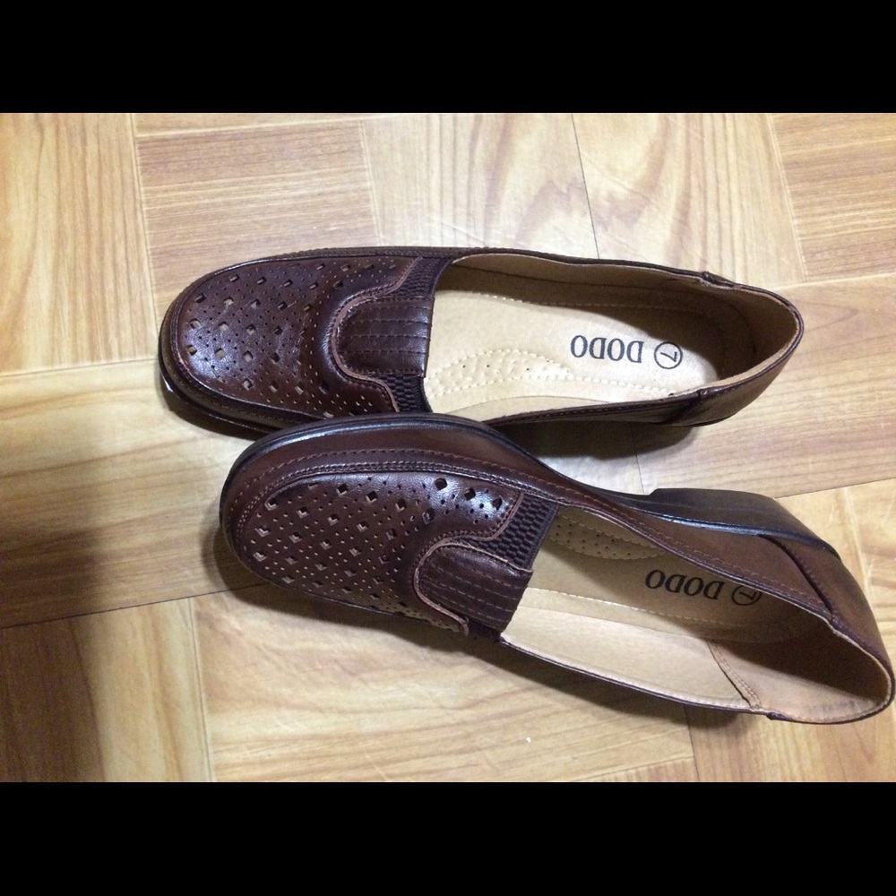 Brown Causal soft shoes